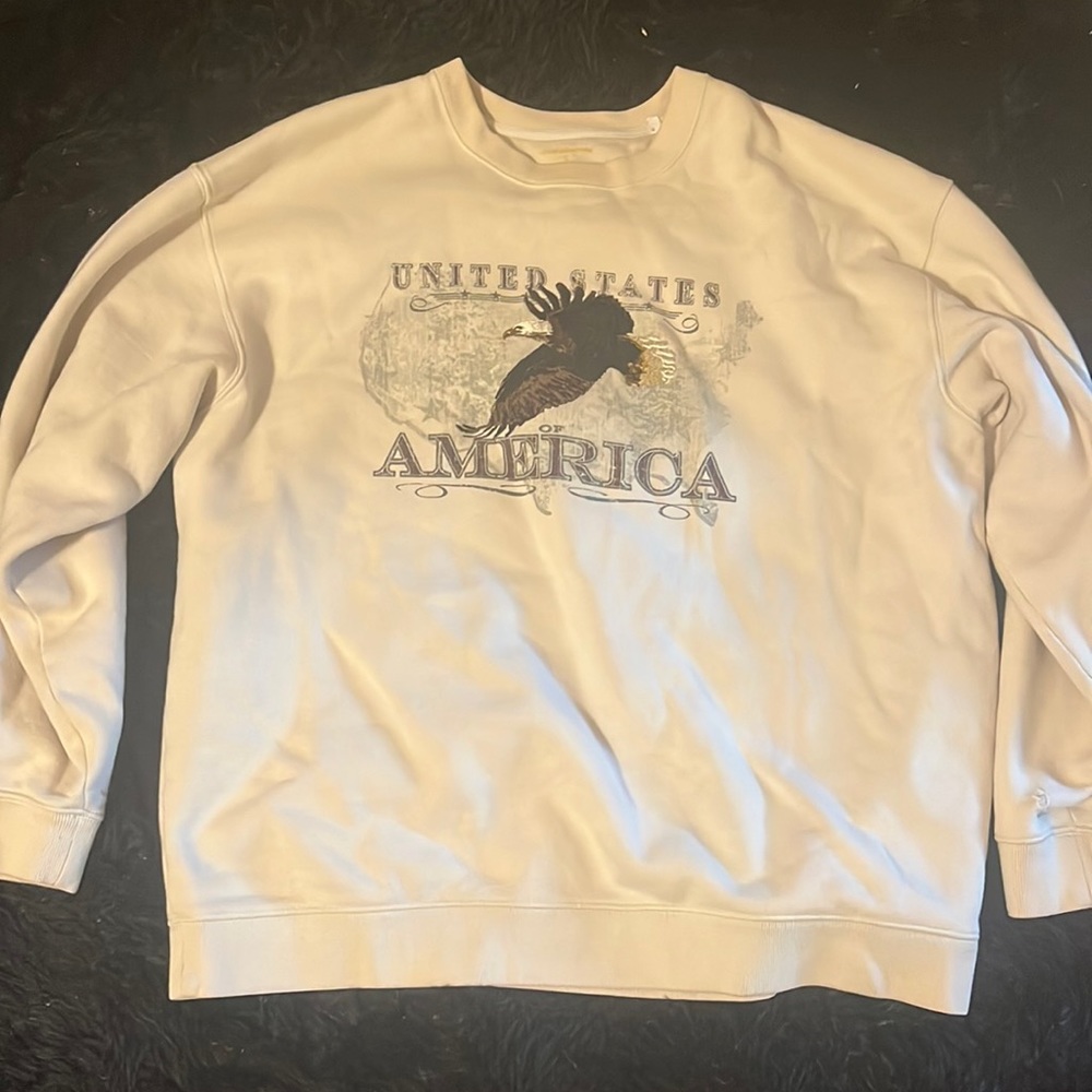 Cream sweatshirt